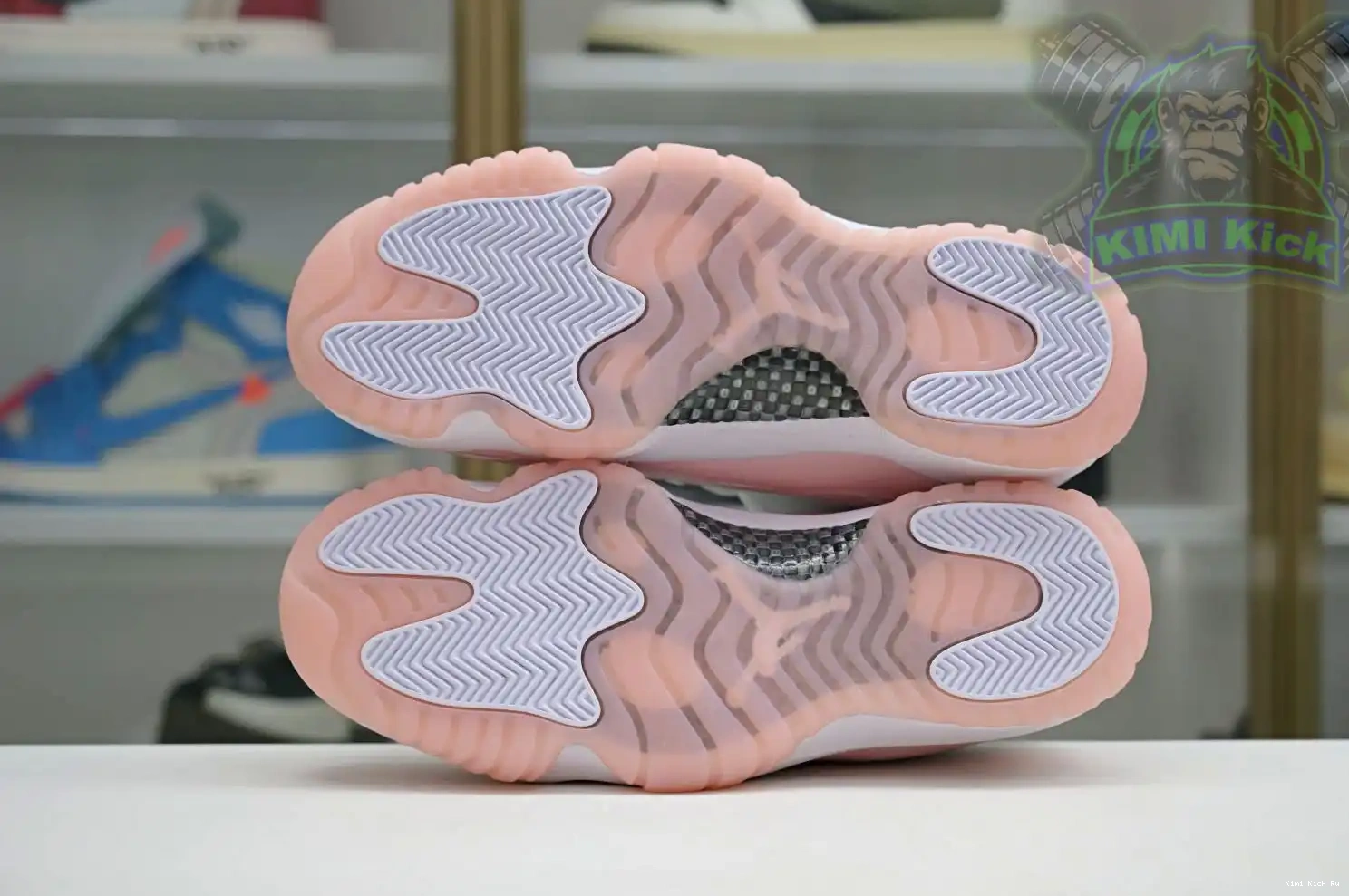 Jordan WMNS 11 Kimikick Jordan Air Low 0731